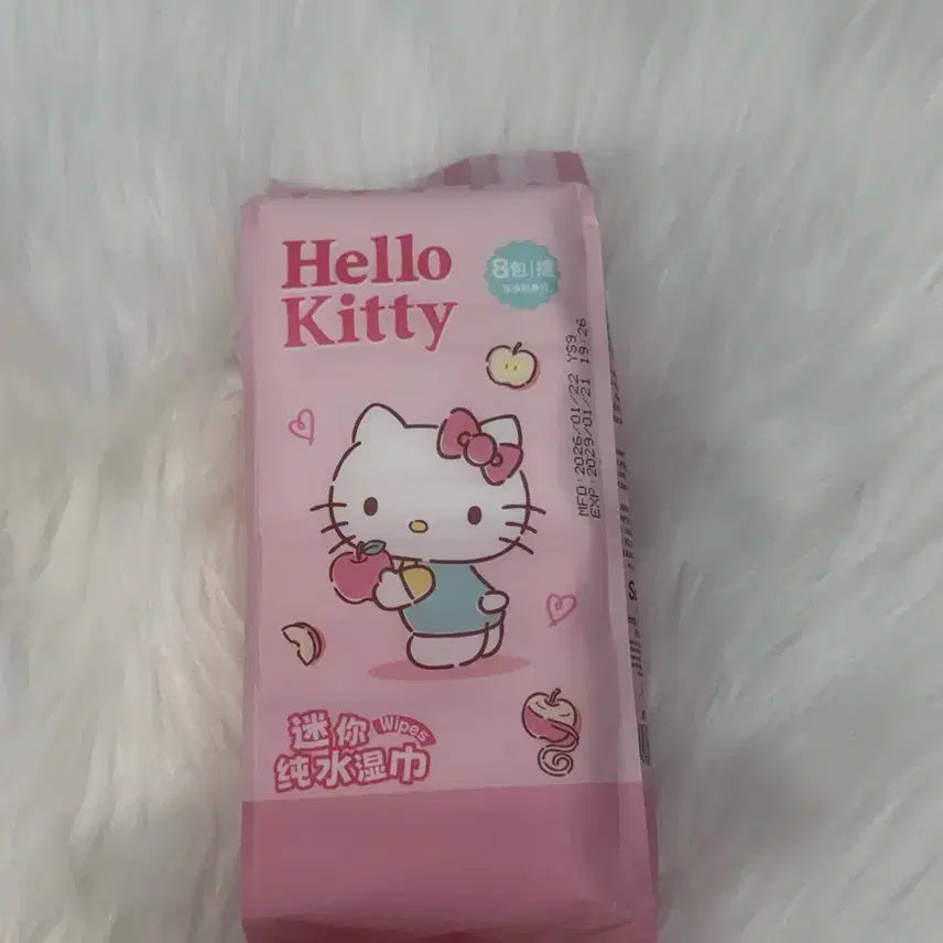[BUNJANG] Hello Kitty Mini Wet Wipes Set (8 Count) / 헬로키티 미니물티슈 8개입 새상품