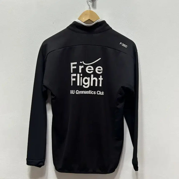 [BUNJANG] Descente Athletic Black Track Jacket M / 데상트 애슬레틱 블랙 트랙 자켓 M
