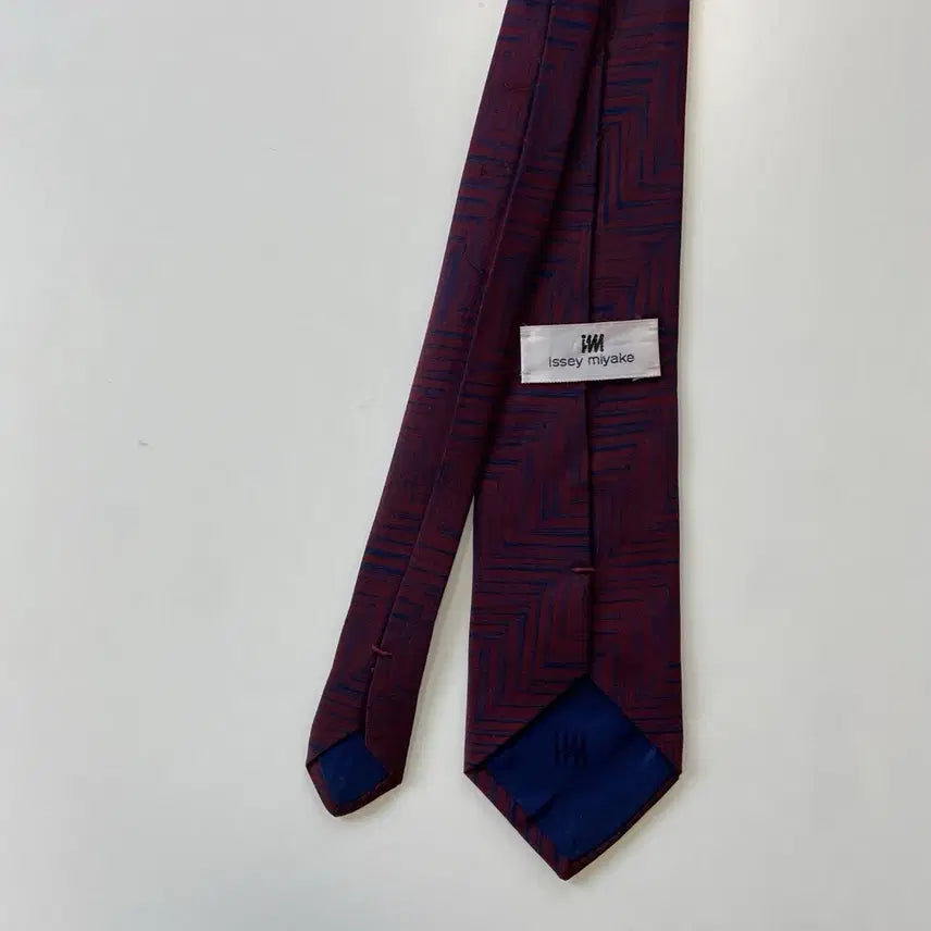 [BUNJANG] Issey Miyake 100% Silk Necktie / 이세이미야케 정품 명품넥타이 (isseymiyake)