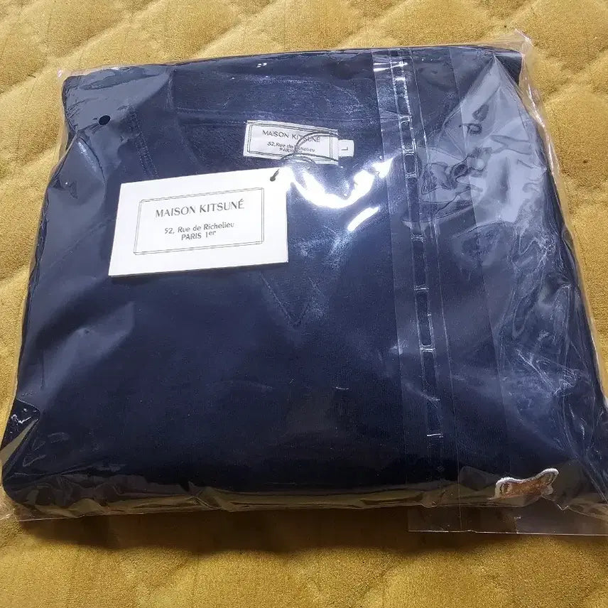 [BUNJANG] Maison Kitsuné Navy Sweatshirt Fox Patch L / 메종키츠네 네이비 맨투맨 L 폭스 패치