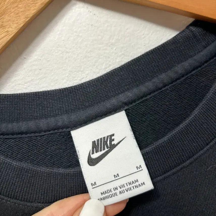 [BUNJANG] Nike Black Sweatshirt T-Shirt (M) / 나이키 블랙 맨투맨 티셔츠 M