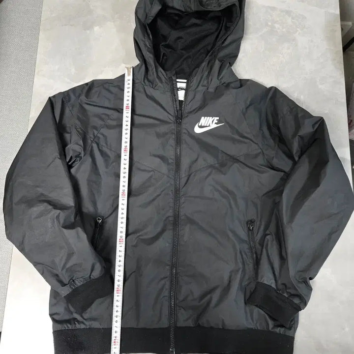 [BUNJANG] Nike Black Hooded Windbreaker / 나이키 바람막이 블랙 후드 집업