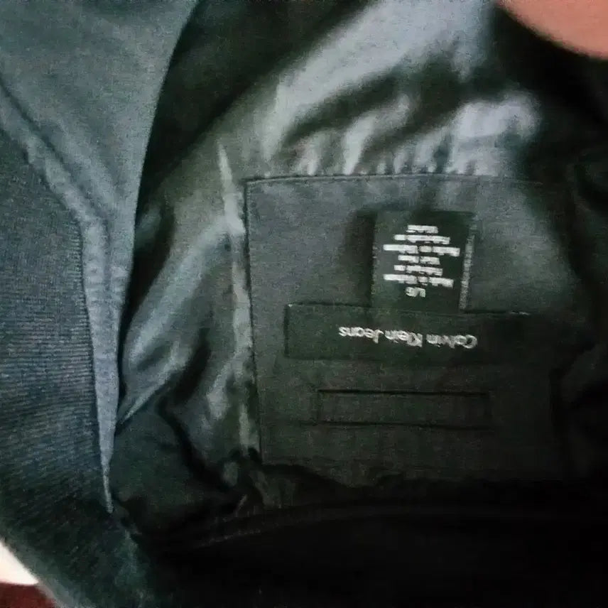 [BUNJANG] Calvin Klein Black Bomber Jacket / 캘빈클라인 블랙 봄버 자켓