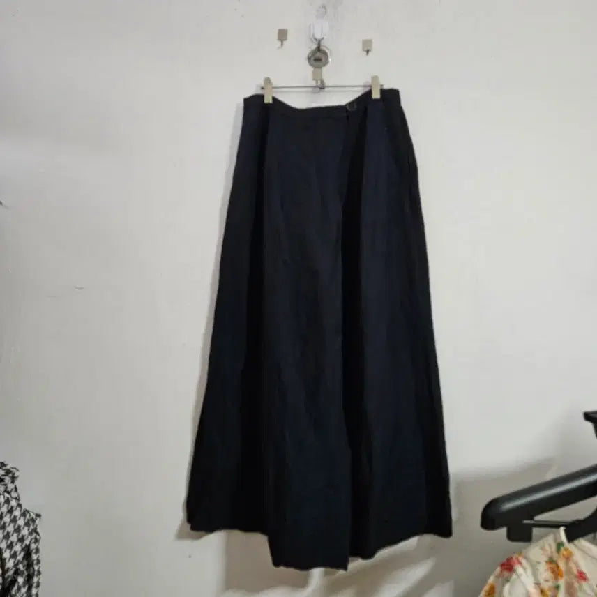[BUNJANG] Black Long Wide Skirt / 검정색 롱 스커트 와이드