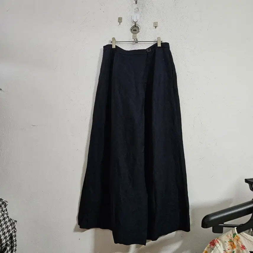 [BUNJANG] Black Long Wide Skirt / 검정색 롱 스커트 와이드