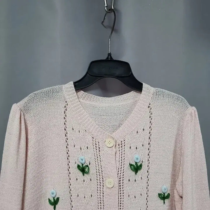 [BUNJANG] Embroidered Pearl Cardigan / 꽃자수 펄 가디건