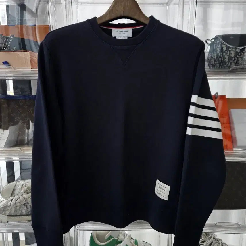 [BUNJANG] Thom Browne Diagonal Stripe Navy Sweatshirt / [정품/새상품급/5사이즈] 톰브라운 사선완장 네이비 맨투맨 긴팔티셔츠
