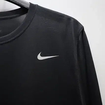 [BUNJANG] Nike Long Sleeve T-Shirt Black / 나이키 긴팔티 작은비침 22년식