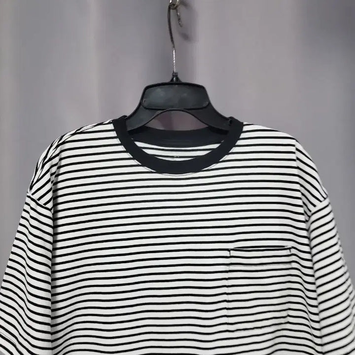 [SOLD OUT] 포켓 스트라이프 면티