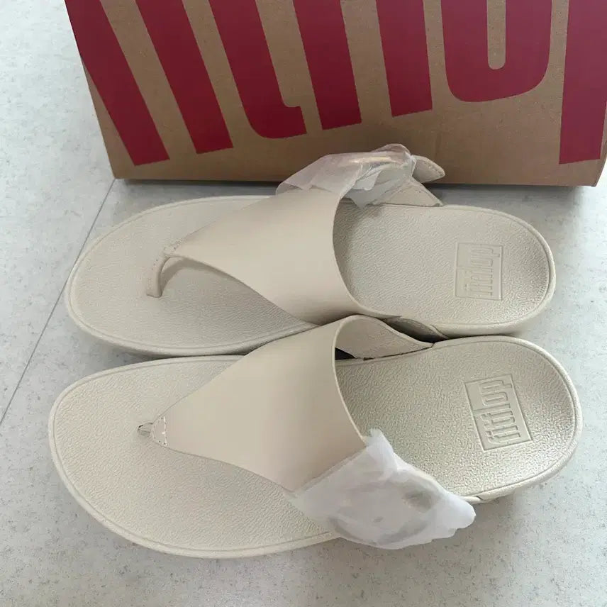 [SOLD OUT] 핏플랍 루루 레더 토 샌들 235 새제품