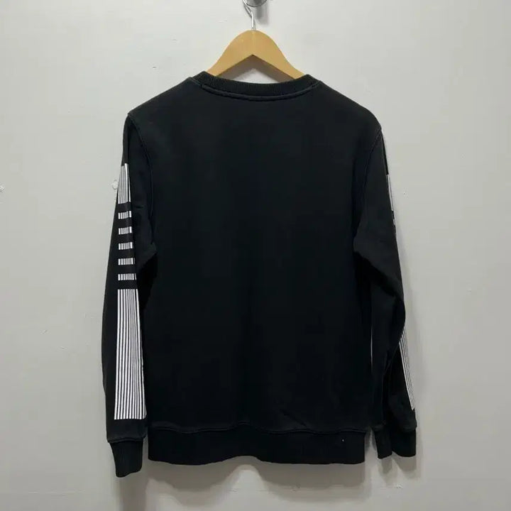 [BUNJANG] Spider Black Sweatshirt Long Sleeve T-Shirt M / 스파이더 블랙 맨투맨 긴팔 티셔츠 M