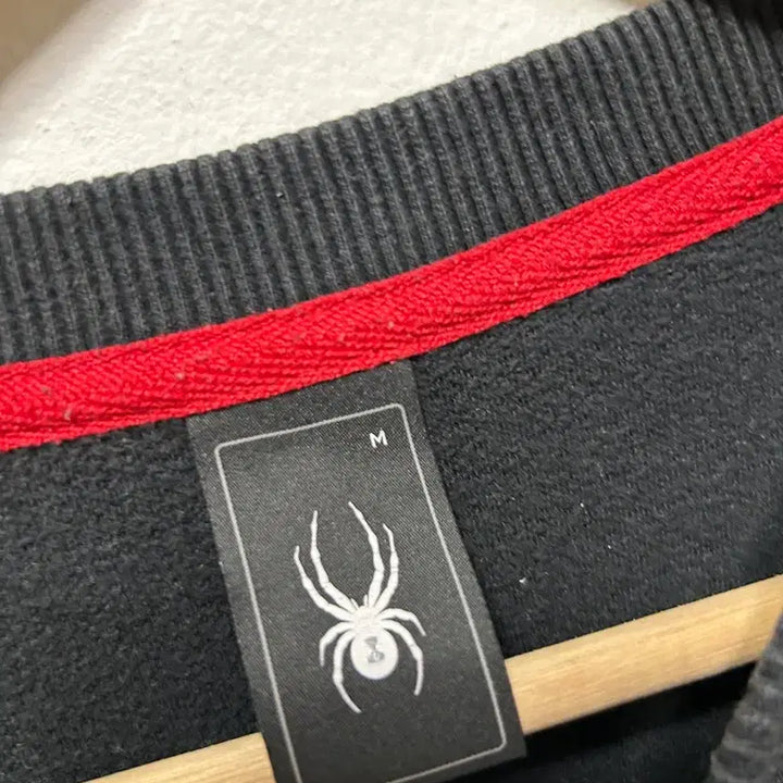 [BUNJANG] Spider Black Sweatshirt Long Sleeve T-Shirt M / 스파이더 블랙 맨투맨 긴팔 티셔츠 M