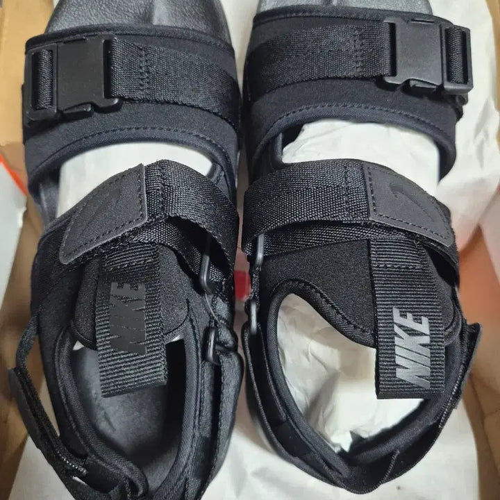 [BUNJANG] Nike Canyon Sandal with Reusable Bag / 나이키 캐년 270+리유저블백