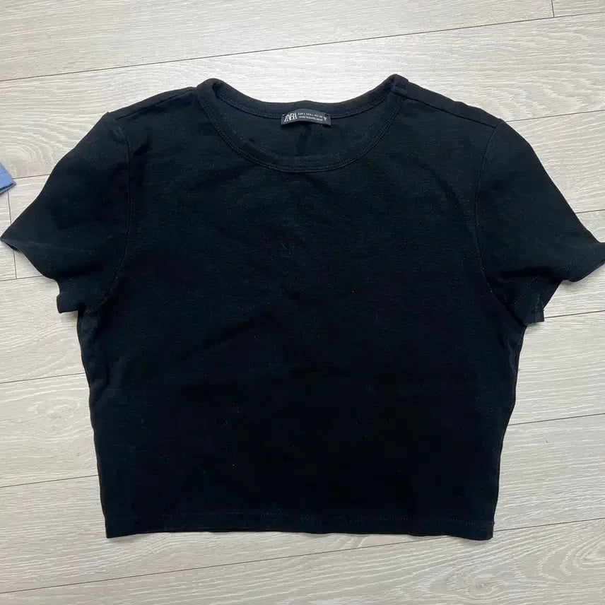 [BUNJANG] ZARA Cropped T-Shirts Bundle (Set of 2) / 일괄 2장 자라 반팔 크롭 티셔츠 L 반팔티