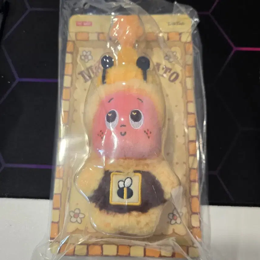 [BUNJANG] Twinkle Moon Gelato Honeybee Keychain / 트윙클 문 젤라또 꿀벌 키링