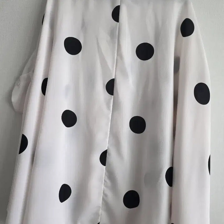 [BUNJANG] Polka Dot Blouse Shirt / 땡땡이 도트무늬 블라우스 셔츠