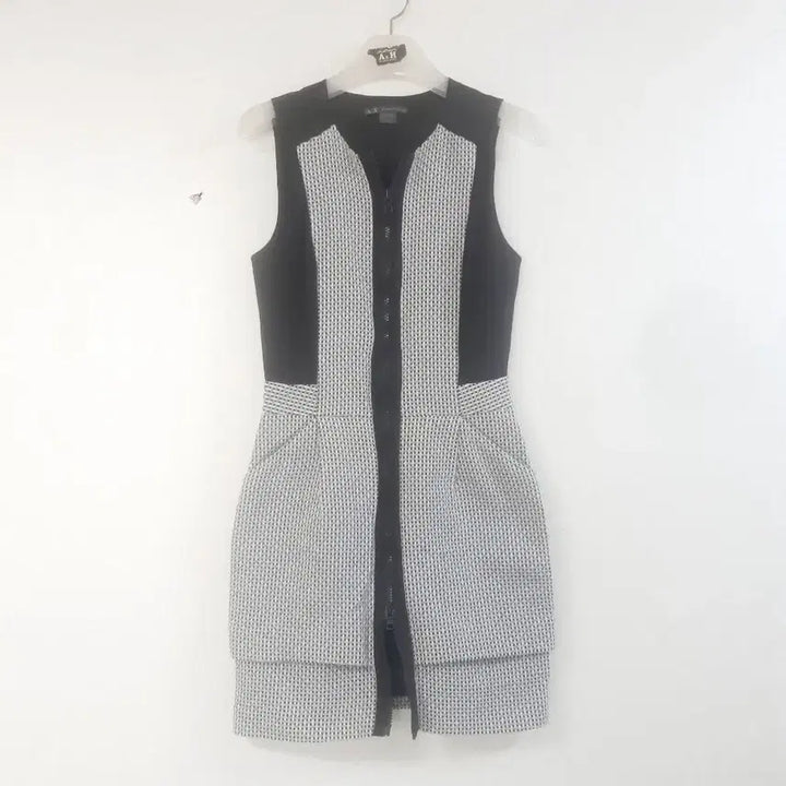 [BUNJANG] Armani Exchange Sleeveless Jacquard Pattern Dress / 알마니 익스체인지 민소매 원피스