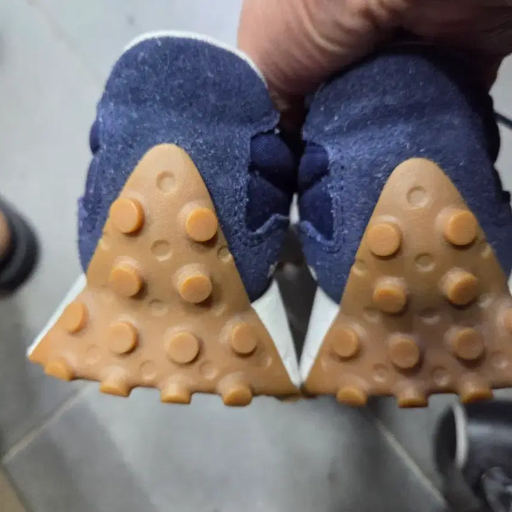 [BUNJANG] New Balance 327 Navy/Blue Sneakers / 뉴발란스 327 네이비/블루 운동화245