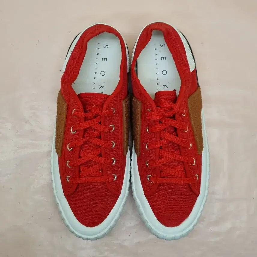 [BUNJANG] SEOK Design Low Sneakers (Size 240) / 세옥 디콘 로우 스니커즈 240