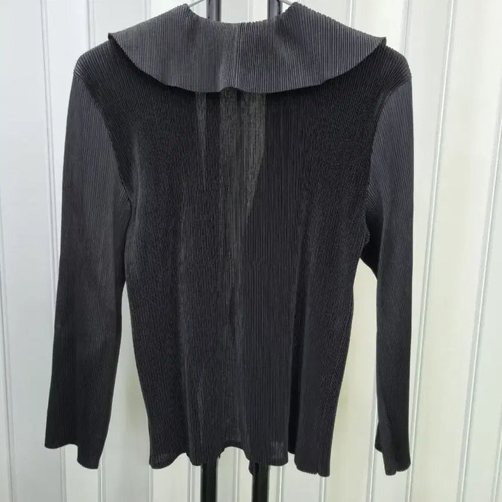 [BUNJANG] Black Pleated Cardigan / 블랙 플리츠 가디건