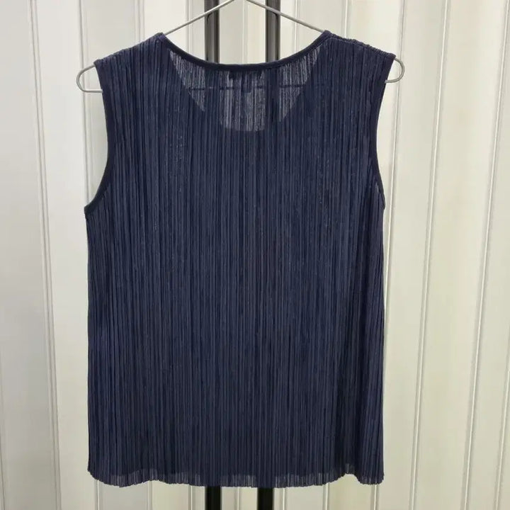 [BUNJANG] Plastic Island Navy Pleated Sleeveless Top / 플라스틱아일랜드 네이비 플리츠 민소매
