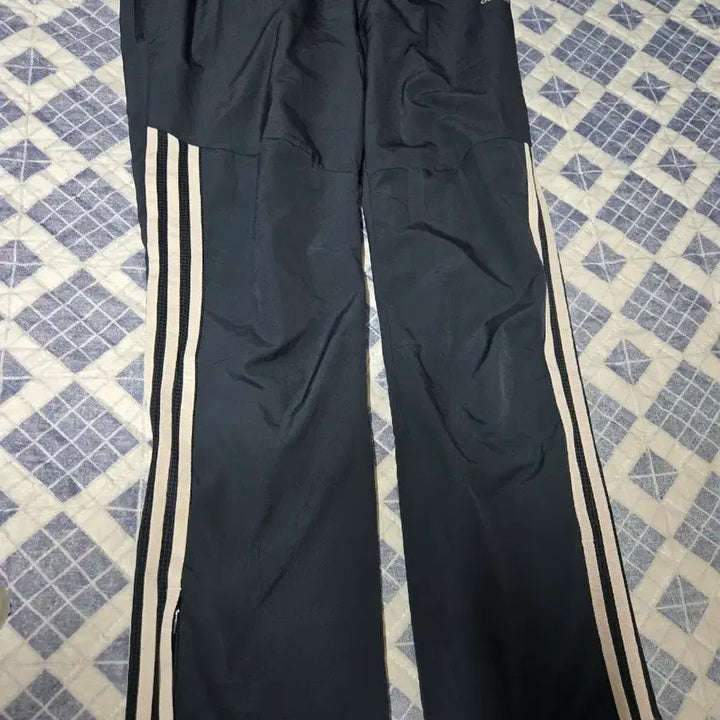 [BUNJANG] Adidas Three-Stripes Track Pants Navy / 아디다스 삼선 트레이닝 바지 네이비