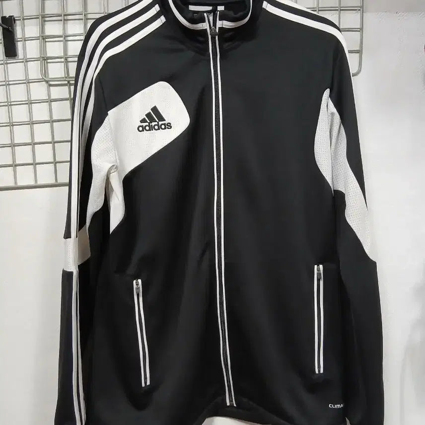 [BUNJANG] Adidas Black/White Track Top / 아디다스 블랙/화이트 트랙탑100
