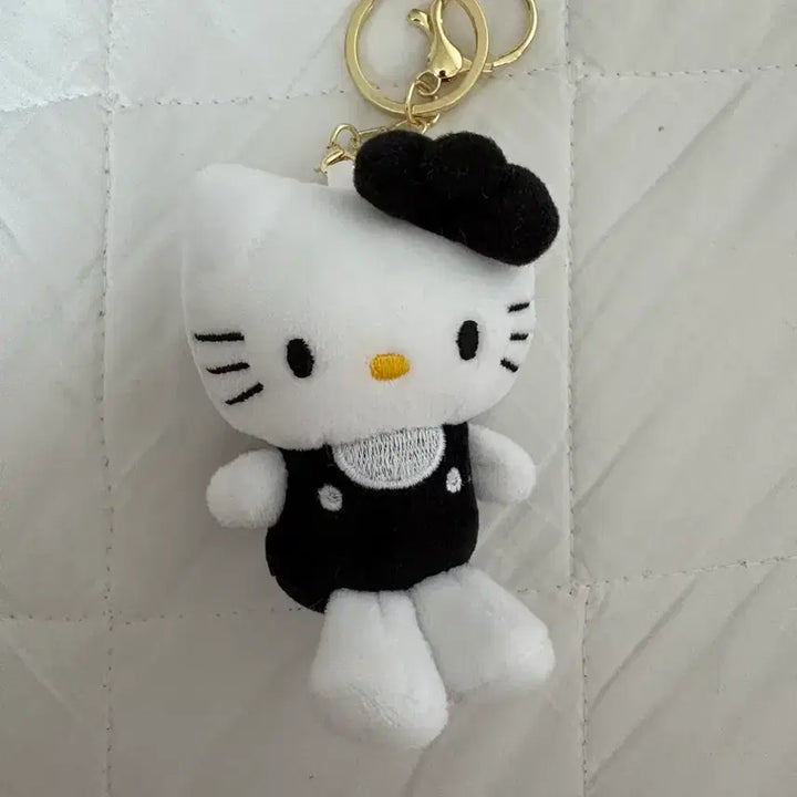 [BUNJANG] Hello Kitty Keychain / 헬로키티 키링
