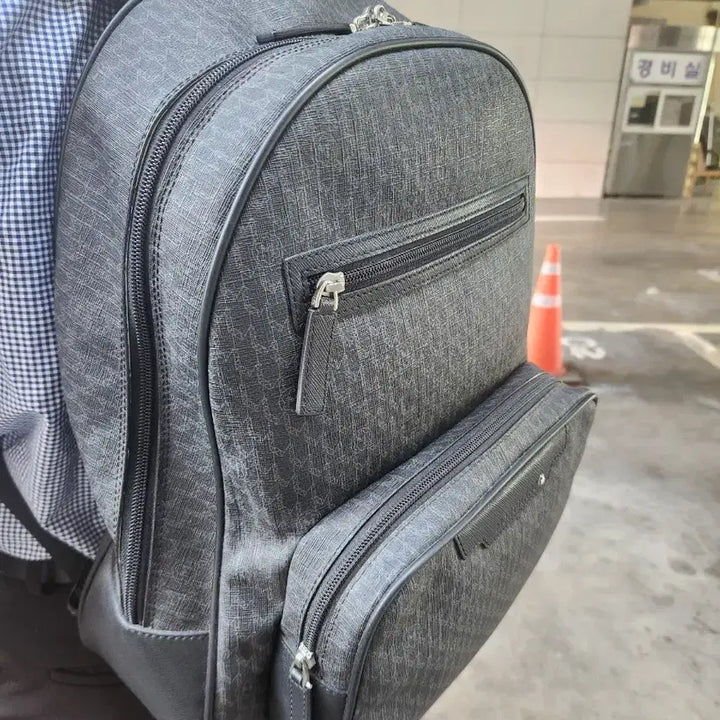 [BUNJANG] Montblanc Leather Backpack / 몽블랑 백팩 정품 s급