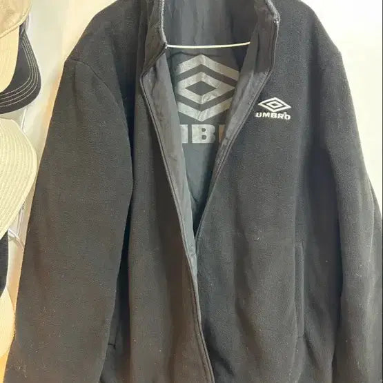 [BUNJANG] Umbro Reversible Fleece &amp; Padding Jacket / 엄브로 리버시블 양면 양털 후리스 자켓