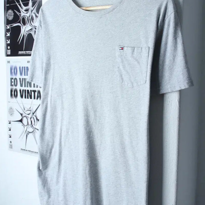 [BUNJANG] Tommy Hilfiger Pocket T-Shirt Gray / (M-L) 타미힐피거 반팔 티셔츠 사용감 포켓 그레이-7592