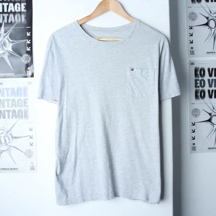 [BUNJANG] Tommy Hilfiger Pocket T-Shirt Gray / (M-L) 타미힐피거 반팔 티셔츠 사용감 포켓 그레이-7592