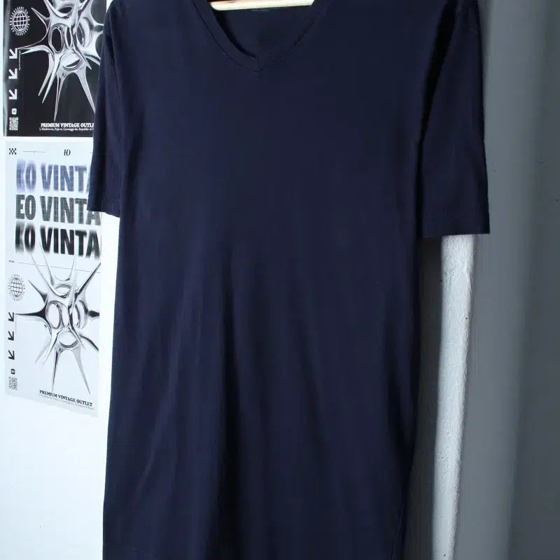 [BUNJANG] Tommy Hilfiger V-Neck Plain T-Shirt Navy / (M-L) 타미힐피거 반팔 티셔츠 브이넥 네이비 무지-7594