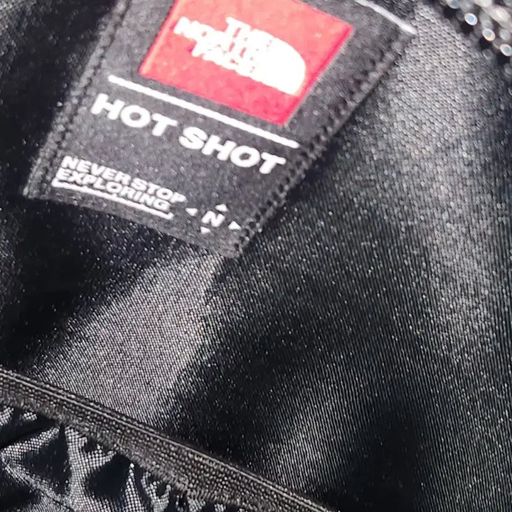 [BUNJANG] The North Face Hot Shot Black Backpack / 노스페이스 핫샷 블랙 백팩입니다