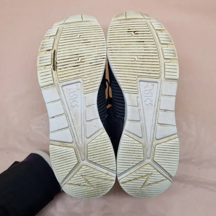[BUNJANG] Asics Gel-Lyte V Knit Sneakers / 아식스 젤 라이트V 니트 운동화 235