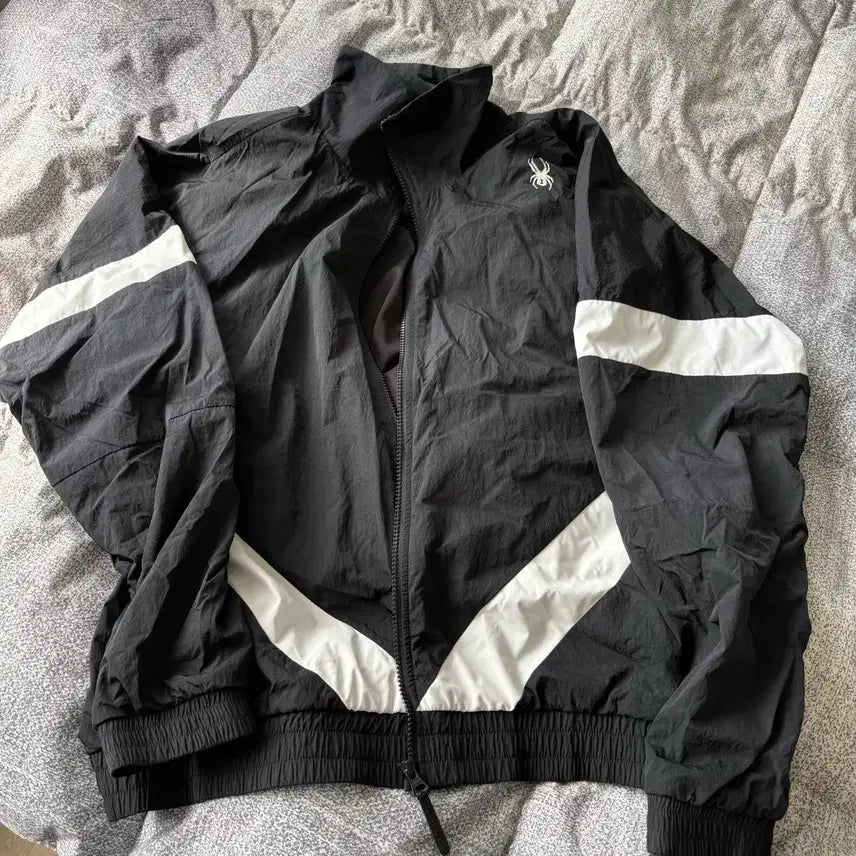 [SOLD OUT] [L]급처)스파이더 바람막이 블랙 판매