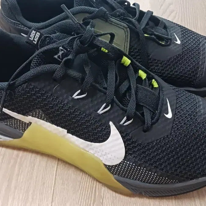 [BUNJANG] Nike Metcon 7 Volt CZ8281-017 Training Shoe / 나이키 메트콘 7 볼트 CZ8281-017 헬스화 역도화//280
