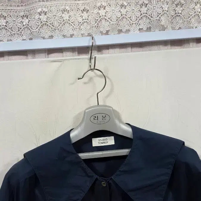 [BUNJANG] Studio Tomboy Sailor Collar Blouse / 스튜디오톰보이카라블라우스(free)