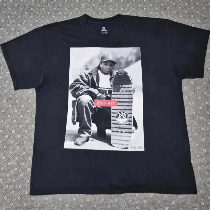 [BUNJANG] AYC Eazy-E Collaboration T-Shirt XL / [XL]AYC의 Eazy -E 협업 티셔츠 -172