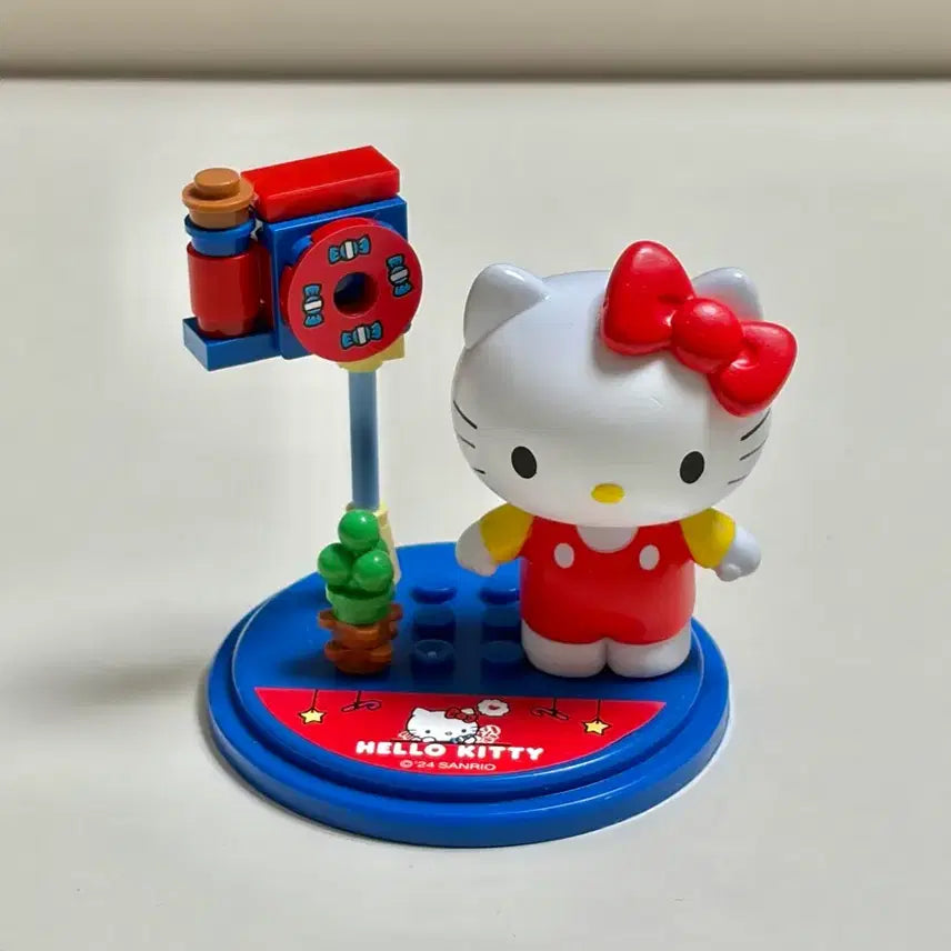 [BUNJANG] Sanrio Hello Kitty Mini Block Figure (Camera Theme) / 산리오 헬로키티 미니 블록 피규어(카메라 테마) - 헬로키티