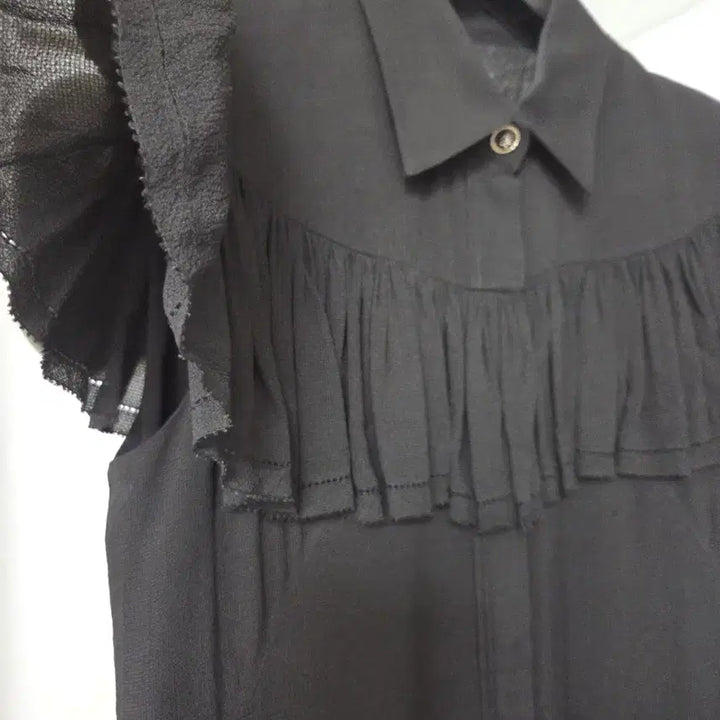 [BUNJANG] MICHAA Ruffle Sleeve Blouse / 미샤 MICHAA 러플 소매 블라우스