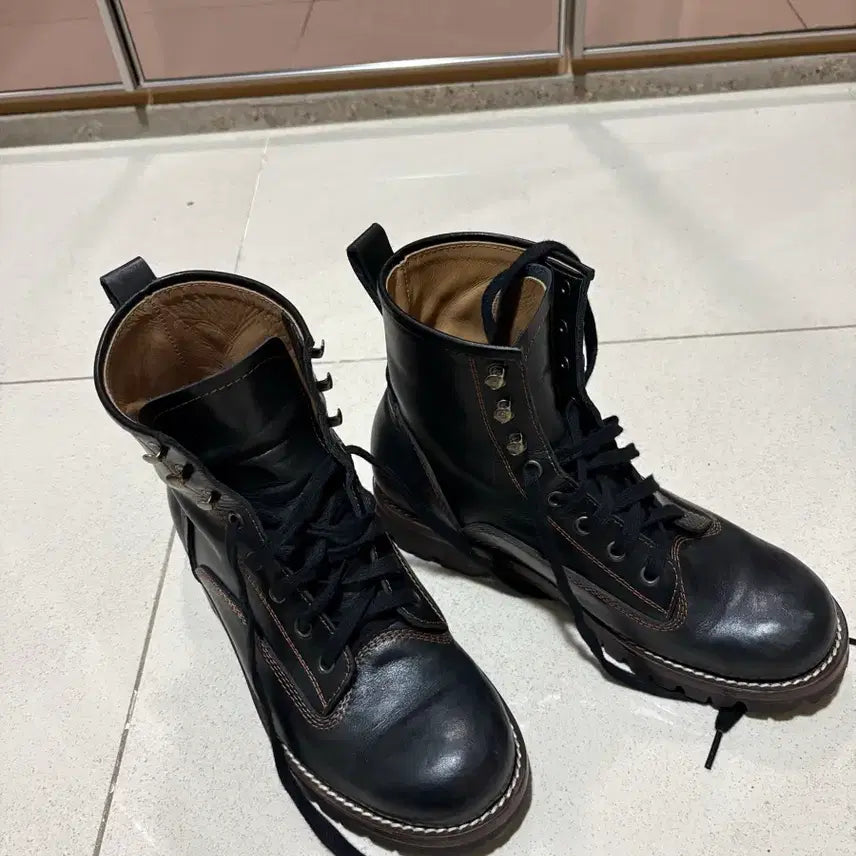 [BUNJANG] Billis &amp; Co. Leather Boots (Size 255) / 빌리스앤코 가죽 부츠 255