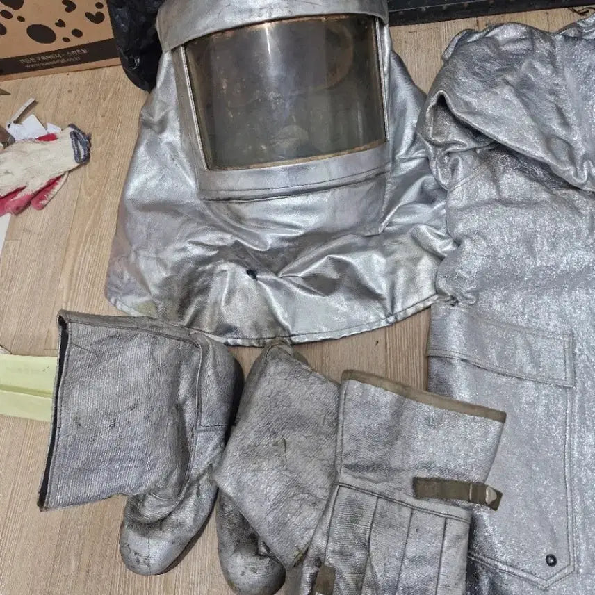 [BUNJANG] 1985 Firefighter Uniform Set / 소방대원 옷