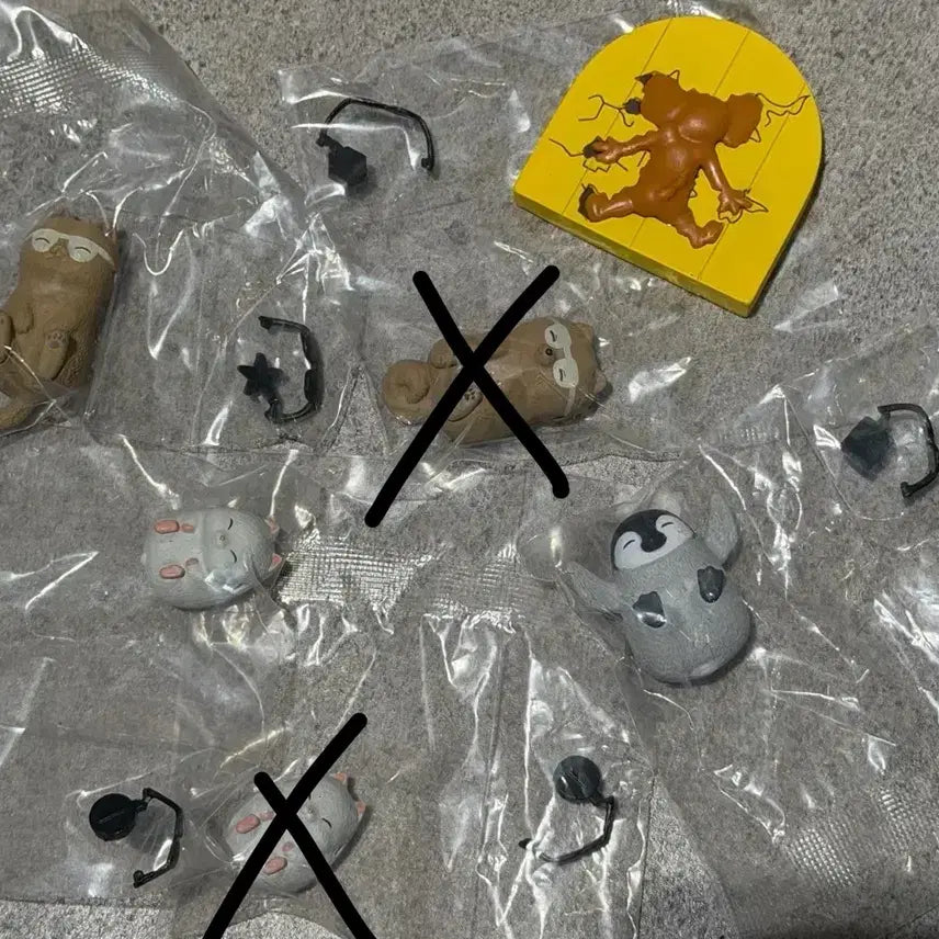 [BUNJANG] Bandai Tanning Cat &amp; White Hamster &amp; White Penguin (Sealed), Tom and Jerry (Unsealed) / 미개봉)반다이 노릇노릇애니멀즈 + 개봉) 톰과제리