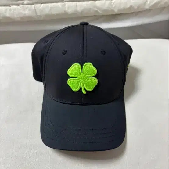 [BUNJANG] Black Clover Signature Logo Golf Cap / 블랙 클로버 볼캡 모자