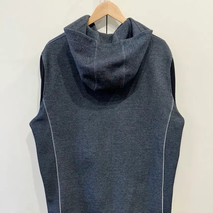 [BUNJANG] Armani Exchange Logo Zip-Up Hoodie / 아르마니 익스체인지 로고 후드 집업