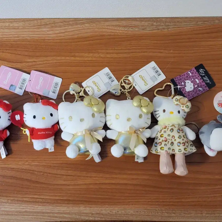 [BUNJANG] Sanrio Hello Kitty Plush Keychain Bag Charm / 무료배송) 산리오 헬로키티 인형 키링 가방걸이/가방고리