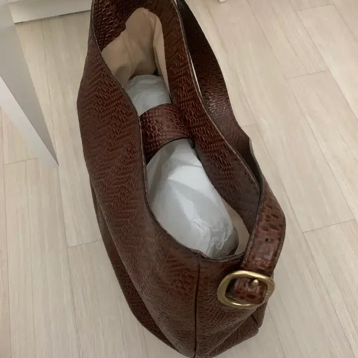 [SOLD OUT] 투티에 삭 카노 킬림 브라운