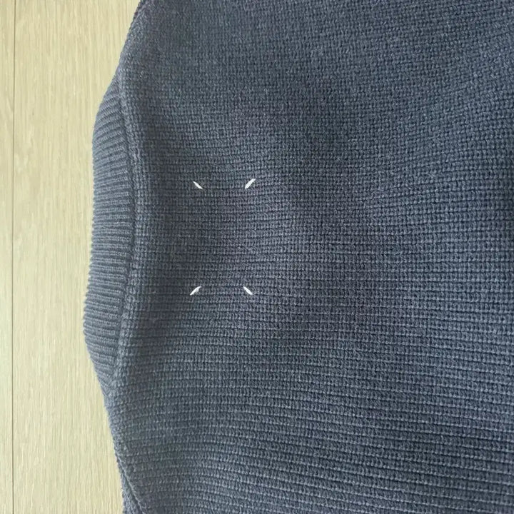 [BUNJANG] Maison Margiela Knit Navy L / 마르지엘라 니트 네이비 L