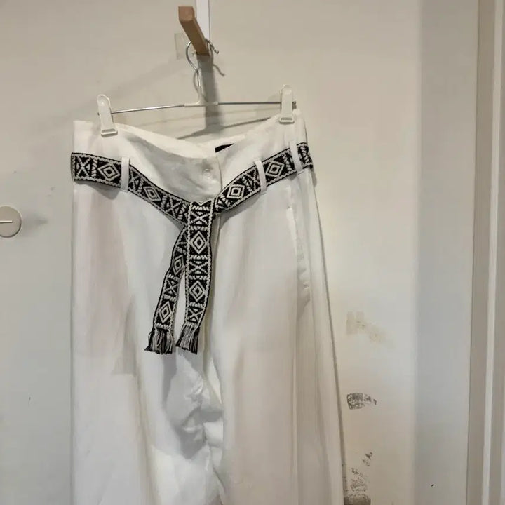 [BUNJANG] Seventeen White Belted Pants / 세븐티 seventy 화이트 벨트 팬츠